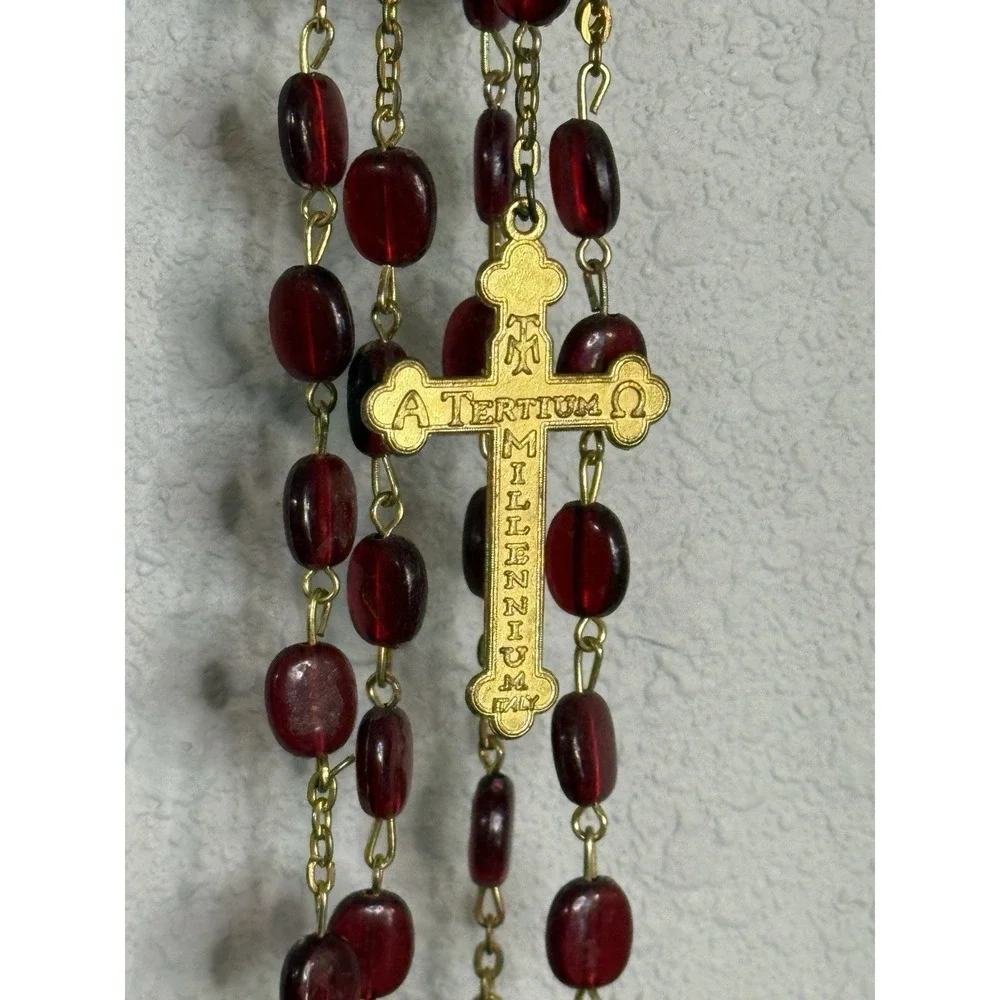 Vintage Rosary Red Beads Christian Graymoor Gold Tone Italy A Tertium Millennium